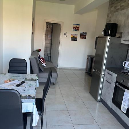 Monolocale Rosy Apartment Fiumicino Exterior foto