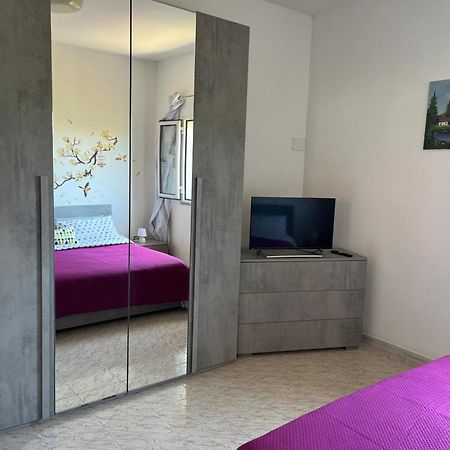 Monolocale Rosy Apartment Fiumicino Exterior foto