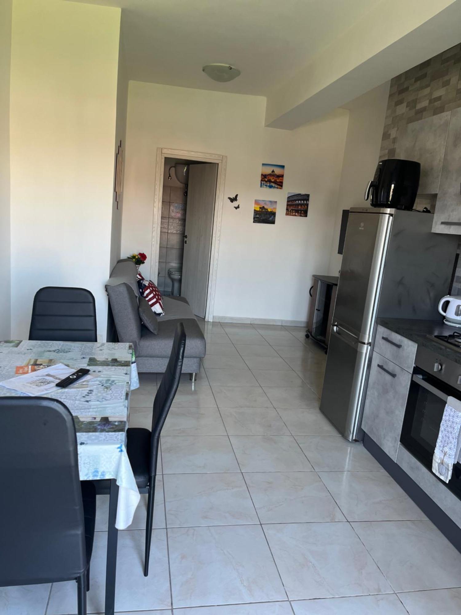 Monolocale Rosy Apartment Fiumicino Exterior foto